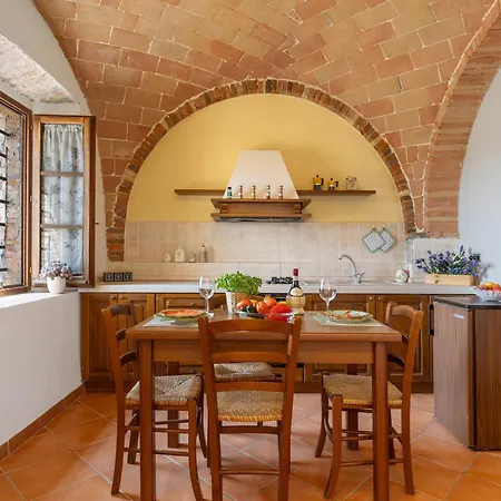 Le Holiday home